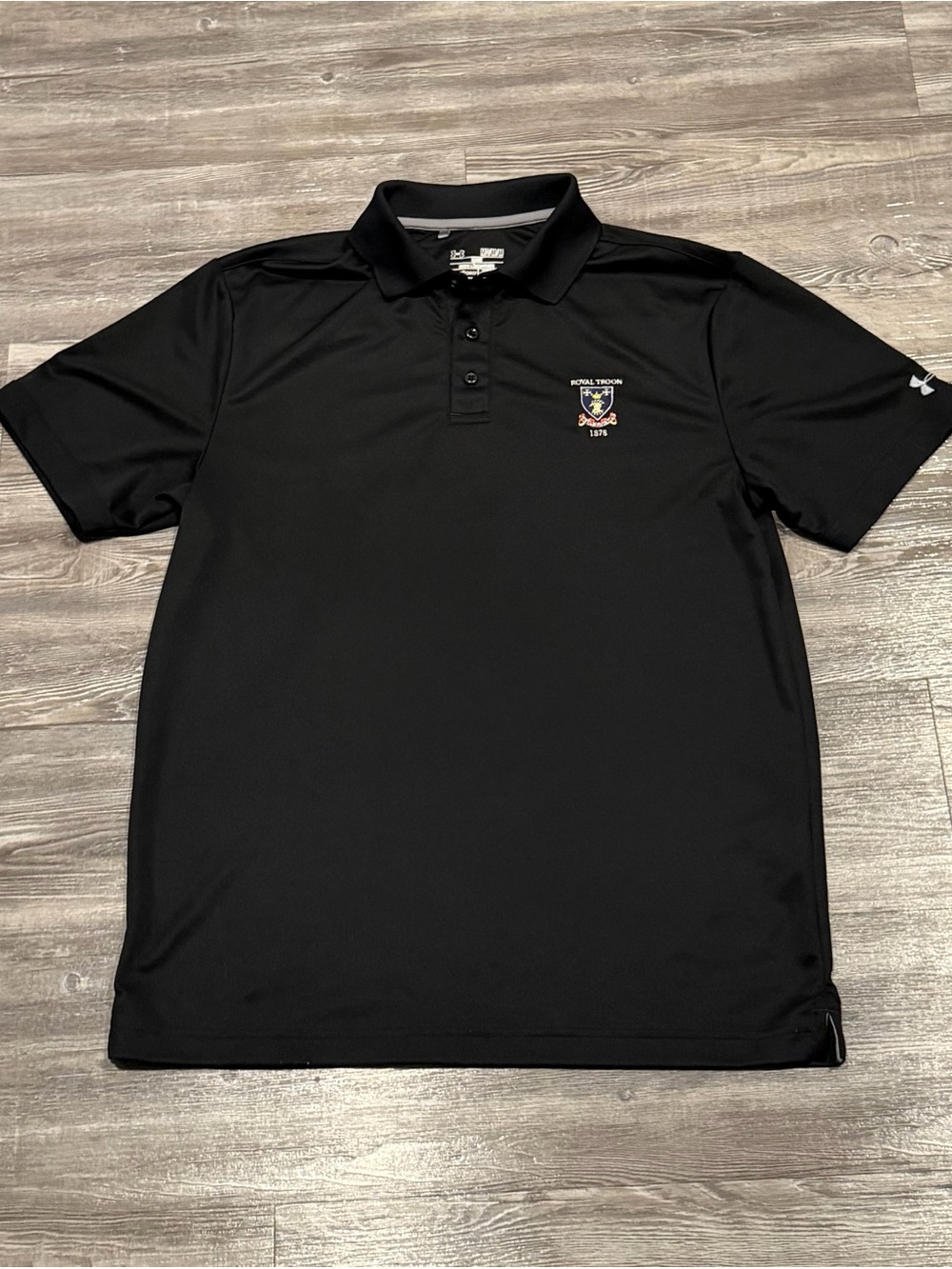 Under Armour Men’s Black Golf Loose HeatGear Polo size Medium Royal Troon